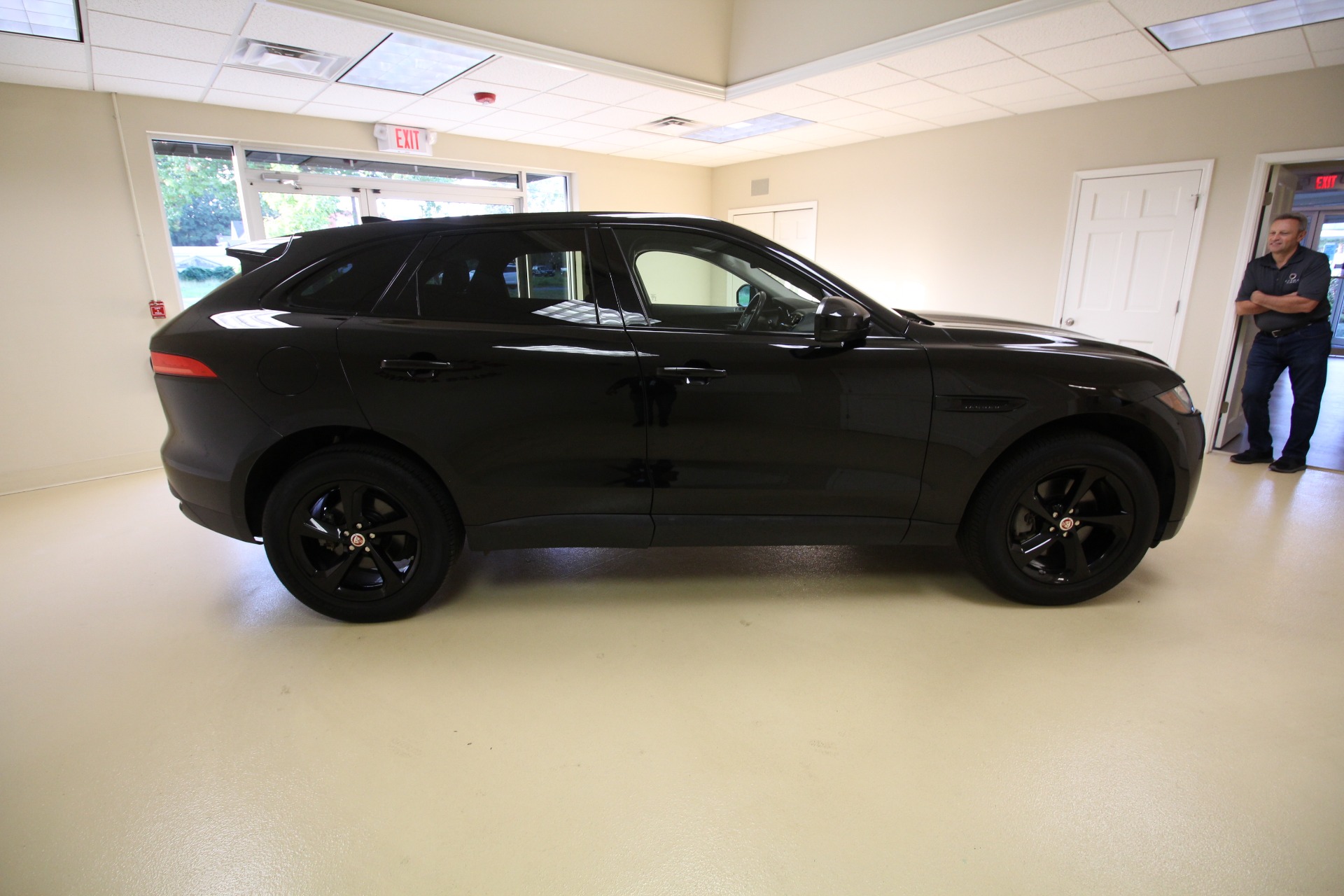 17 Jaguar F Pace 35t Premium Loaded Black Optics Pkg Blacked Out Stock 160 For Sale Near Albany Ny Ny Jaguar Dealer For Sale In Albany Ny 160 Bul Auto Sales