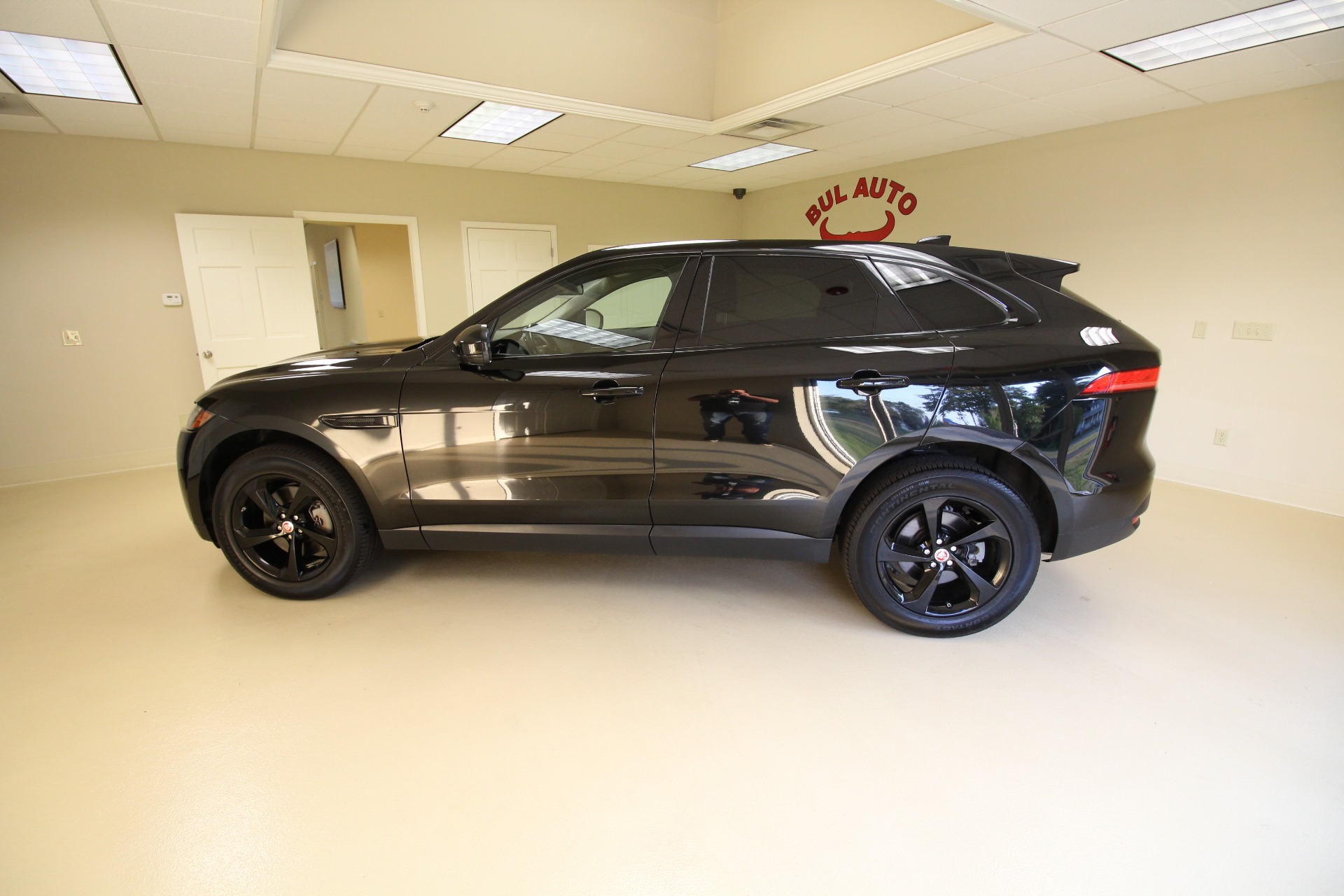 17 Jaguar F Pace 35t Premium Loaded Black Optics Pkg Blacked Out Stock 160 For Sale Near Albany Ny Ny Jaguar Dealer For Sale In Albany Ny 160 Bul Auto Sales