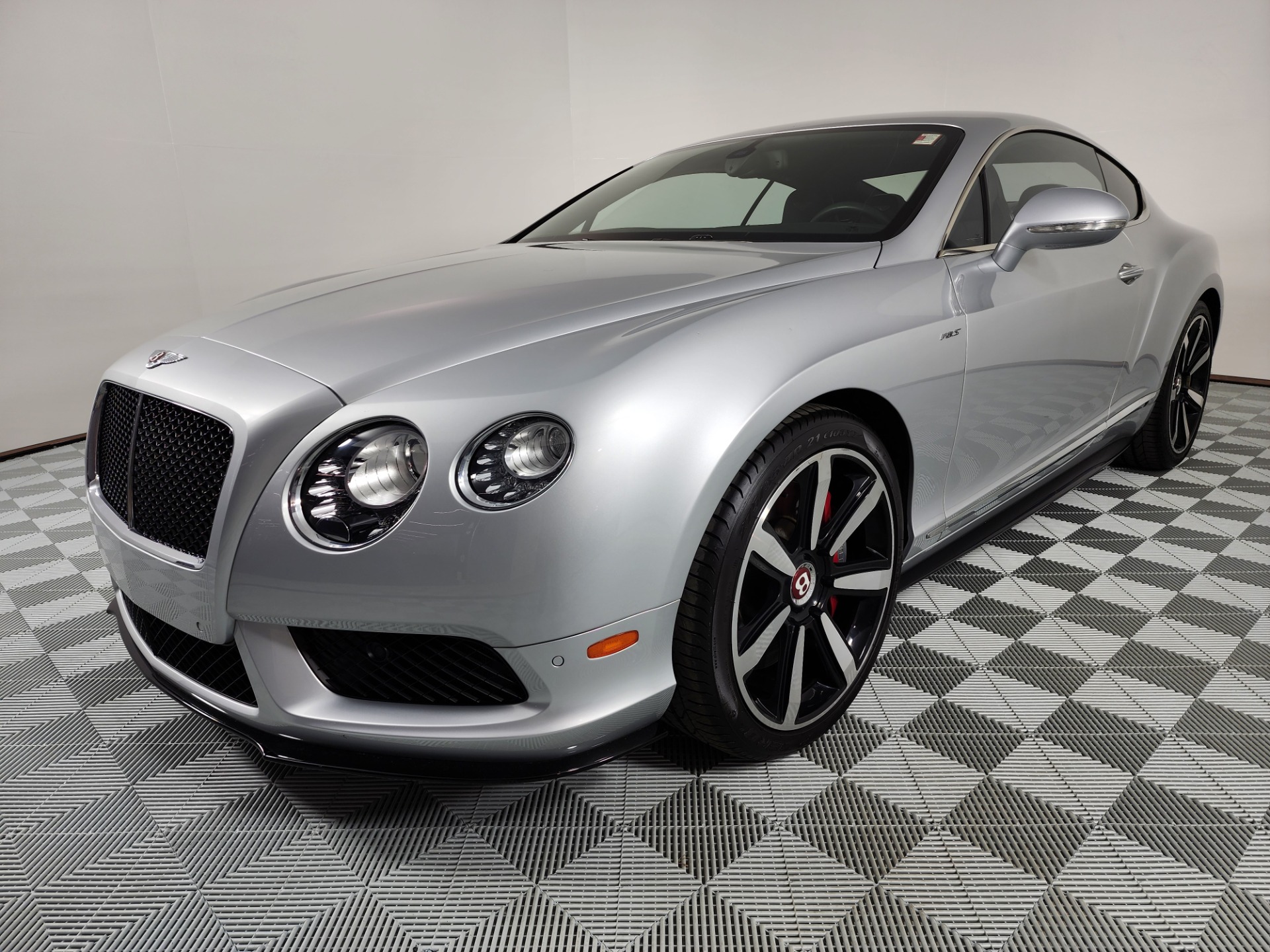 Used 2014 Bentley Continental GT Base with VIN SCBFH7ZAXEC040201 for sale in Albany, NY