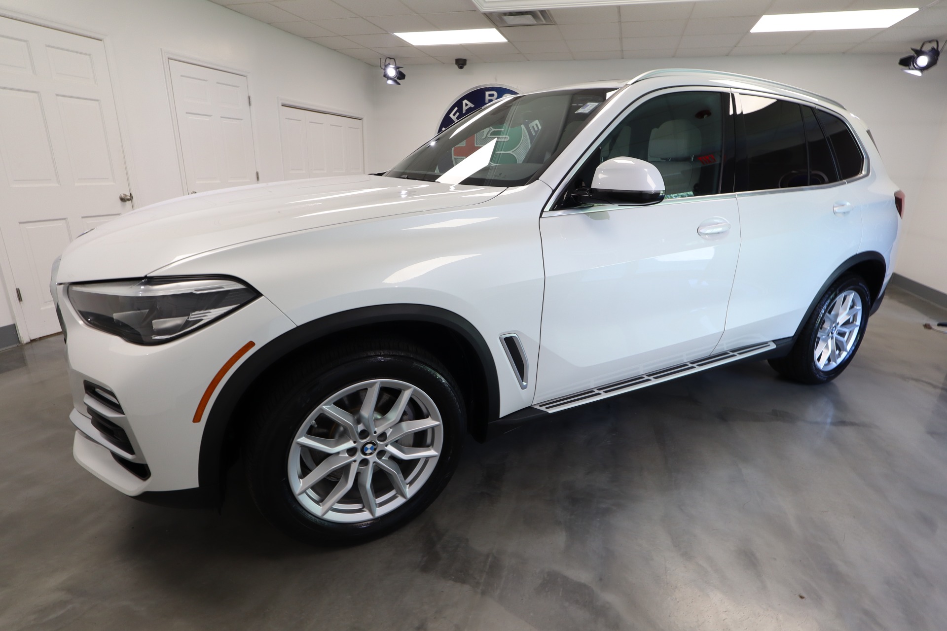 Used 2021 BMW X5 40i with VIN 5UXCR6C08M9H64151 for sale in Albany, NY