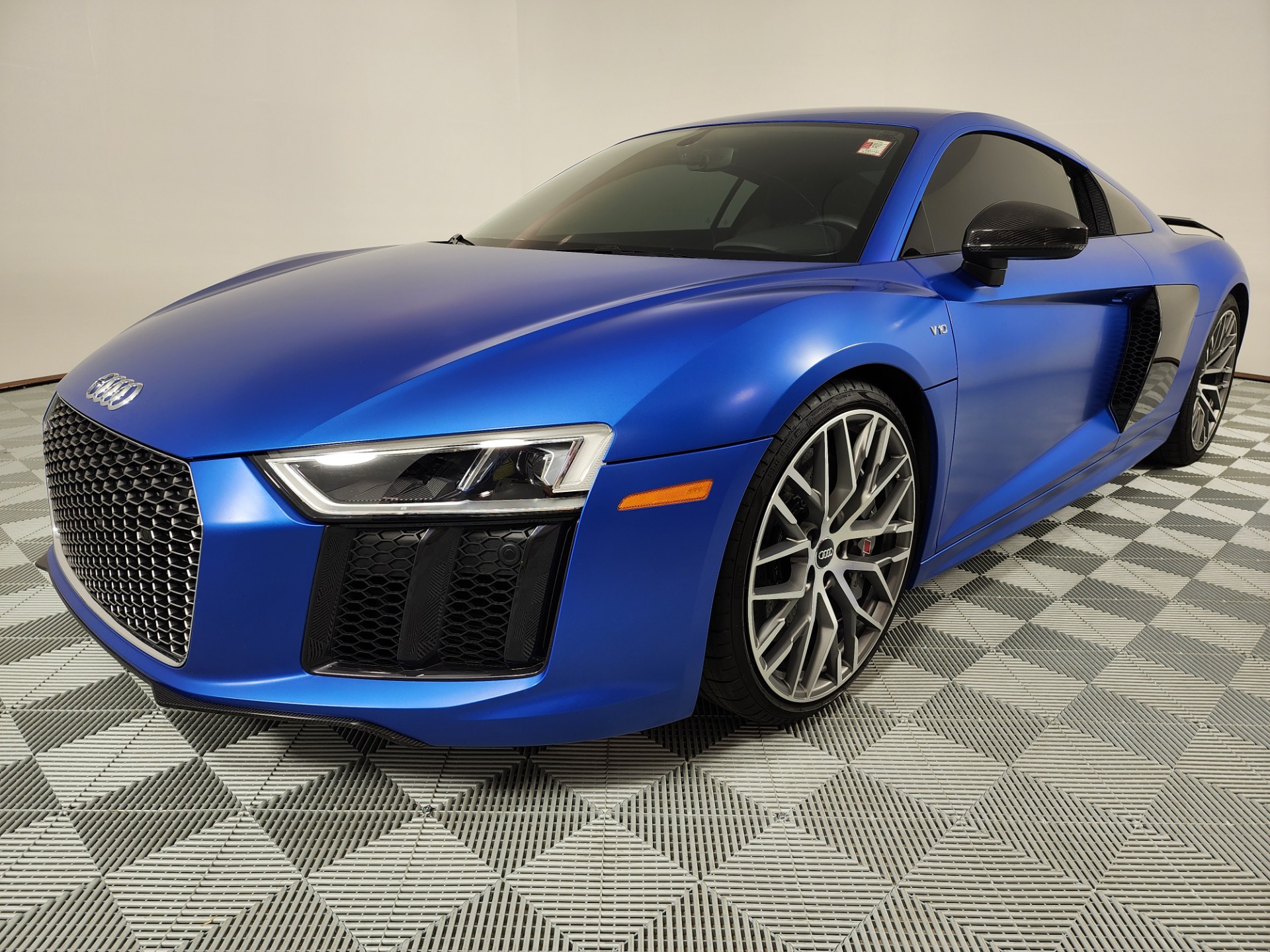 Used 2018 Audi R8 Base with VIN WUAKBAFX1J7901421 for sale in Albany, NY