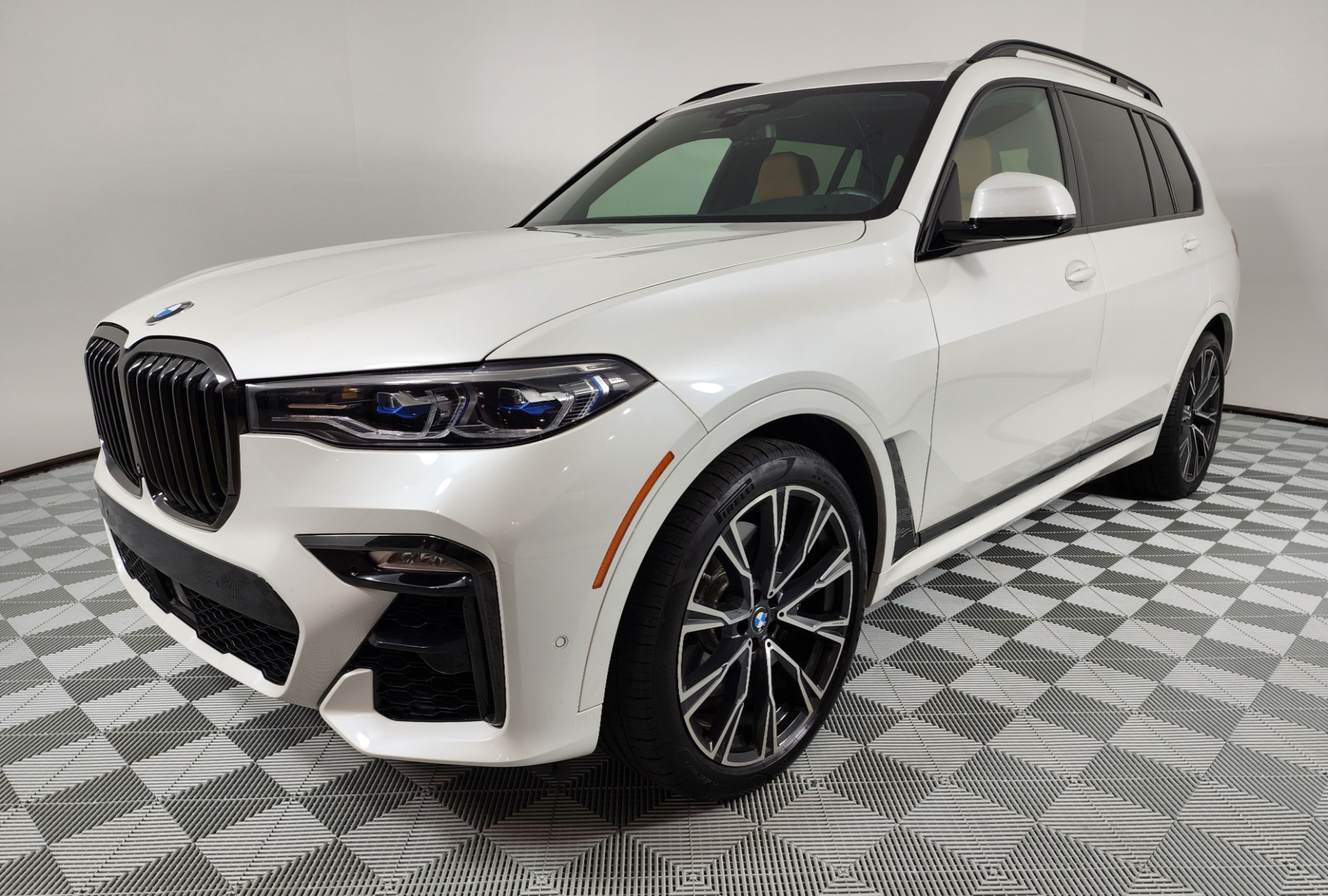 Used 2021 BMW X7 M50i with VIN 5UXCX6C0XM9H31674 for sale in Albany, NY