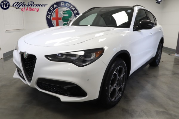 New 2025 Alfa Romeo STELVIO-Albany, NY