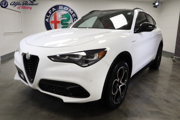 New 2025 Alfa Romeo STELVIO-Albany, NY