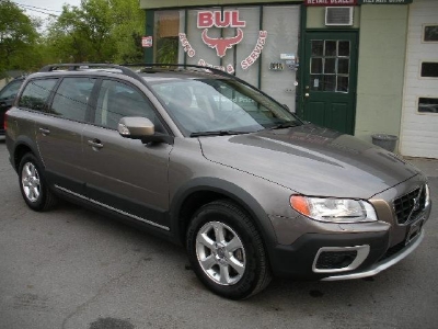 Used 2008 Volvo XC70-Albany, NY